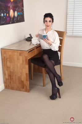 MATILDA - OFFICE