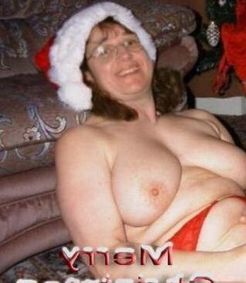 Karen Unwrapped At Christmas