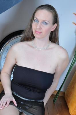Eden - hairy woman with big tits