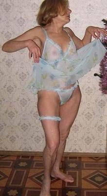 Hairy granny slut from Russia (carpet on the wall)