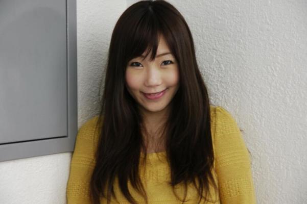 Japanese Emiri Tanizawa showers and fucks