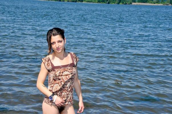 hippie goddess stoney fetish hairy outdoors