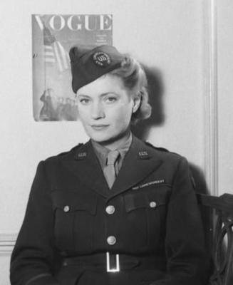 LEE MILLER