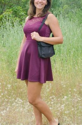 Katie Zucchini à "poils" en pleine nature [Naughty Natural]