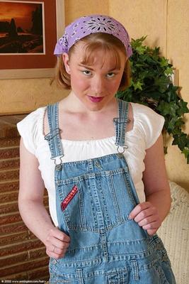 CHERRY HAIR HAIRY CUNT IS JUST MASSIVE OH YEAH