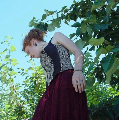 IDA - Hand maiden