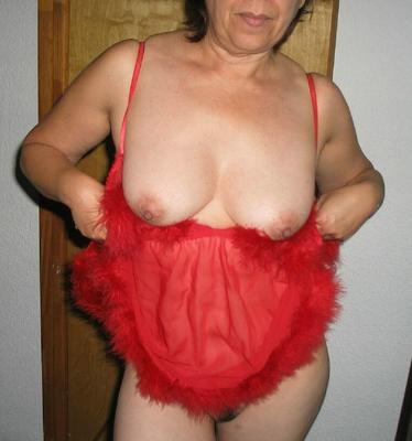 hairy latin MILF