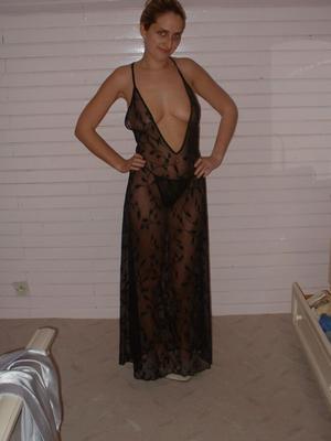 Amateur Girl Marinelle