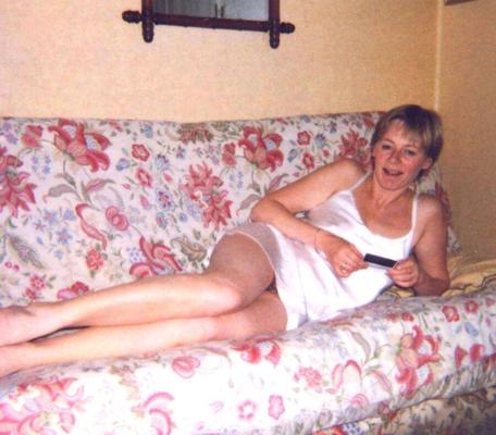 MATURE NON SHAVER