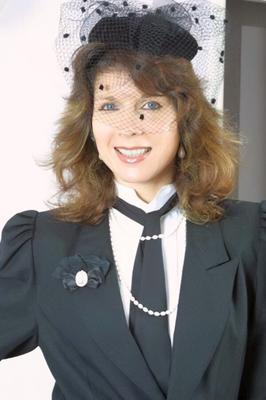 Lorraine Ward - VL - Solo - black jacket and tie