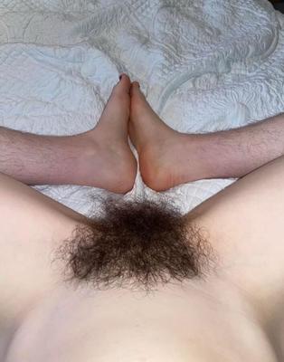 ランダム r/HairyPussy のお気に入り
