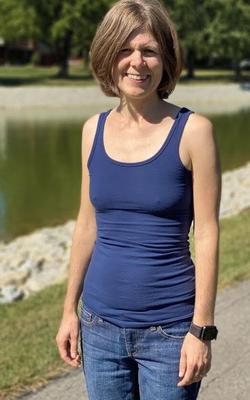 A nice hairy milf cunt exposed to the world