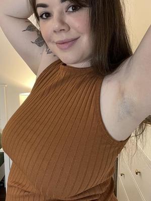 Stubly Girls LI