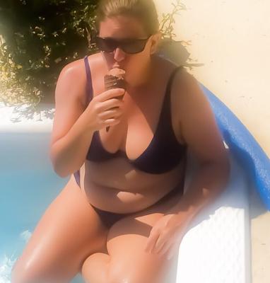 My Plump Hairy Sweet Wife