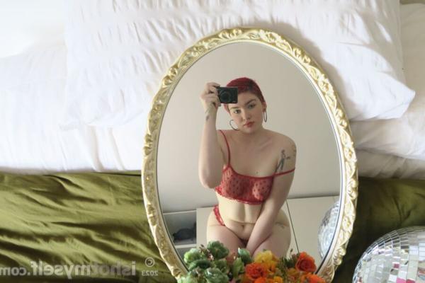 cherry_disco self-shot amateur bbw hairy armpits