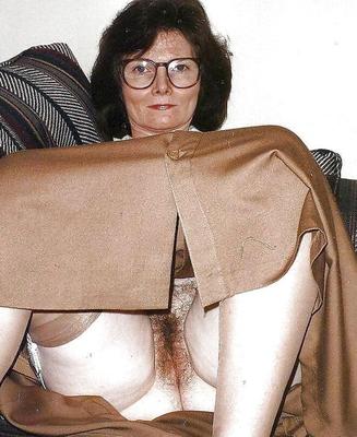 Pre-Digital Hot MILF