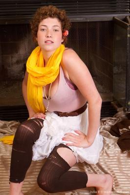 JuliaB_YellowScarf_superhr