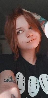 - 毛むくじゃらのかわい子ちゃん E-Girl Hurona Rollera