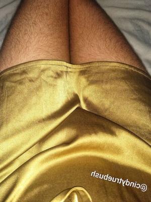 Hairy Amateur Cindy