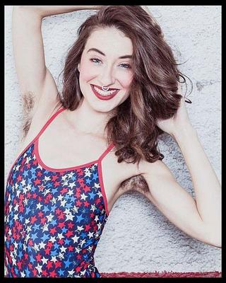 LADIES WITH HAIRY ARMPITS 