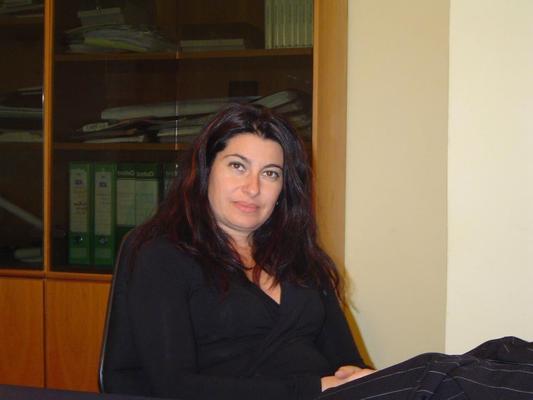 ウェブで見つけたイタリア人のふしだらな女