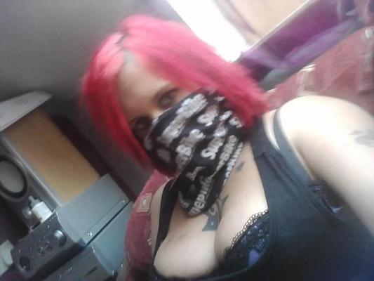 Her smelly pussy