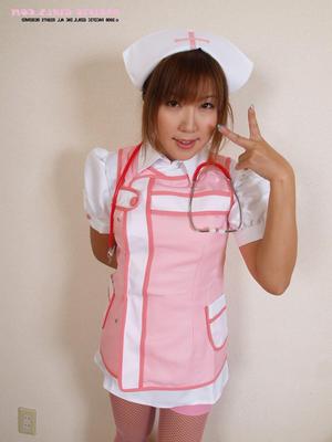 Pacificgirls Megumi son étudiante infirmière devoirs