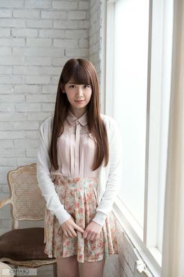 Graphis tsumugi akari un jour de sa vie